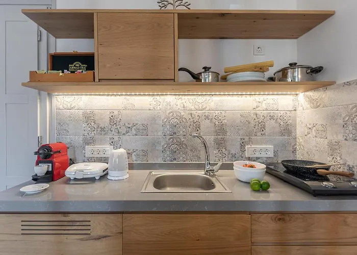 Alafropetra Luxury Apartahotel Akrotírion