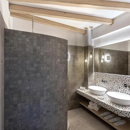 Alafropetra Luxury Aparthotel 3*