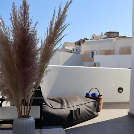 Lägenhetshotell Alafropetra Luxury Akrotírion