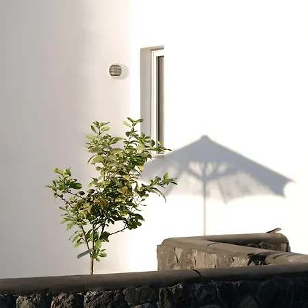 アパートホテル Alafropetra Luxury 4*