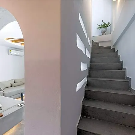 Alafropetra Luxury 4*