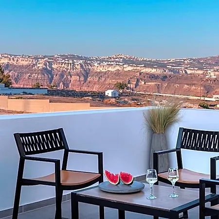 Alafropetra Luxury شقة فندقية 4*