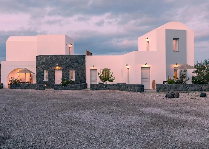 Alafropetra Luxury Akrotírion