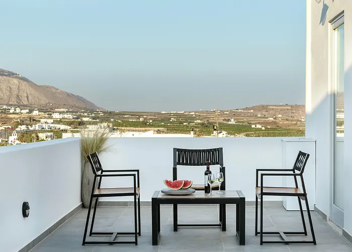 Alafropetra Luxury شقة فندقية 4*