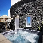 Lägenhetshotell Alafropetra Luxury Akrotírion