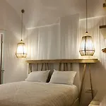 Alafropetra Luxury Lägenhetshotell Akrotírion
