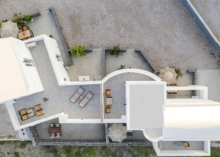 Alafropetra Luxury Akrotírion