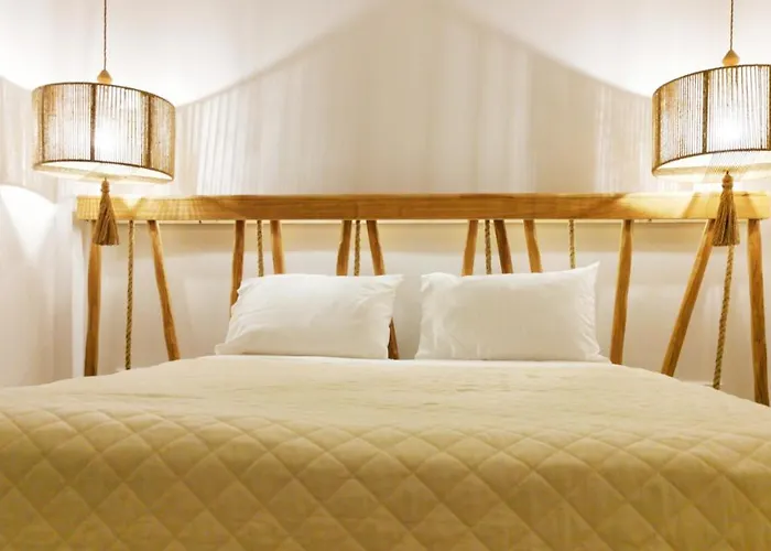 Alafropetra Luxury Apartmanhotel 4*