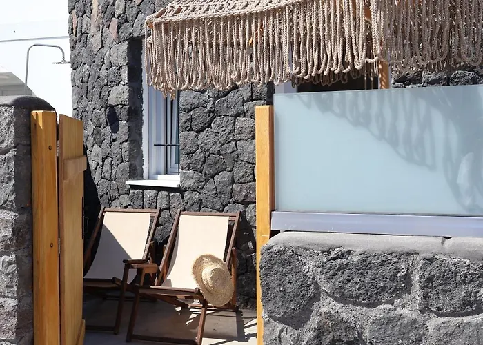 Alafropetra Luxury Akrotírion